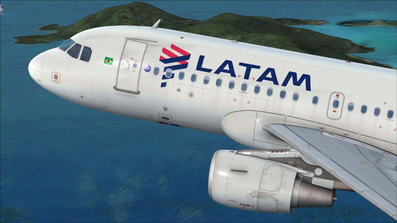 LATAM Brasil PR-MYL Airbus A319 CFM