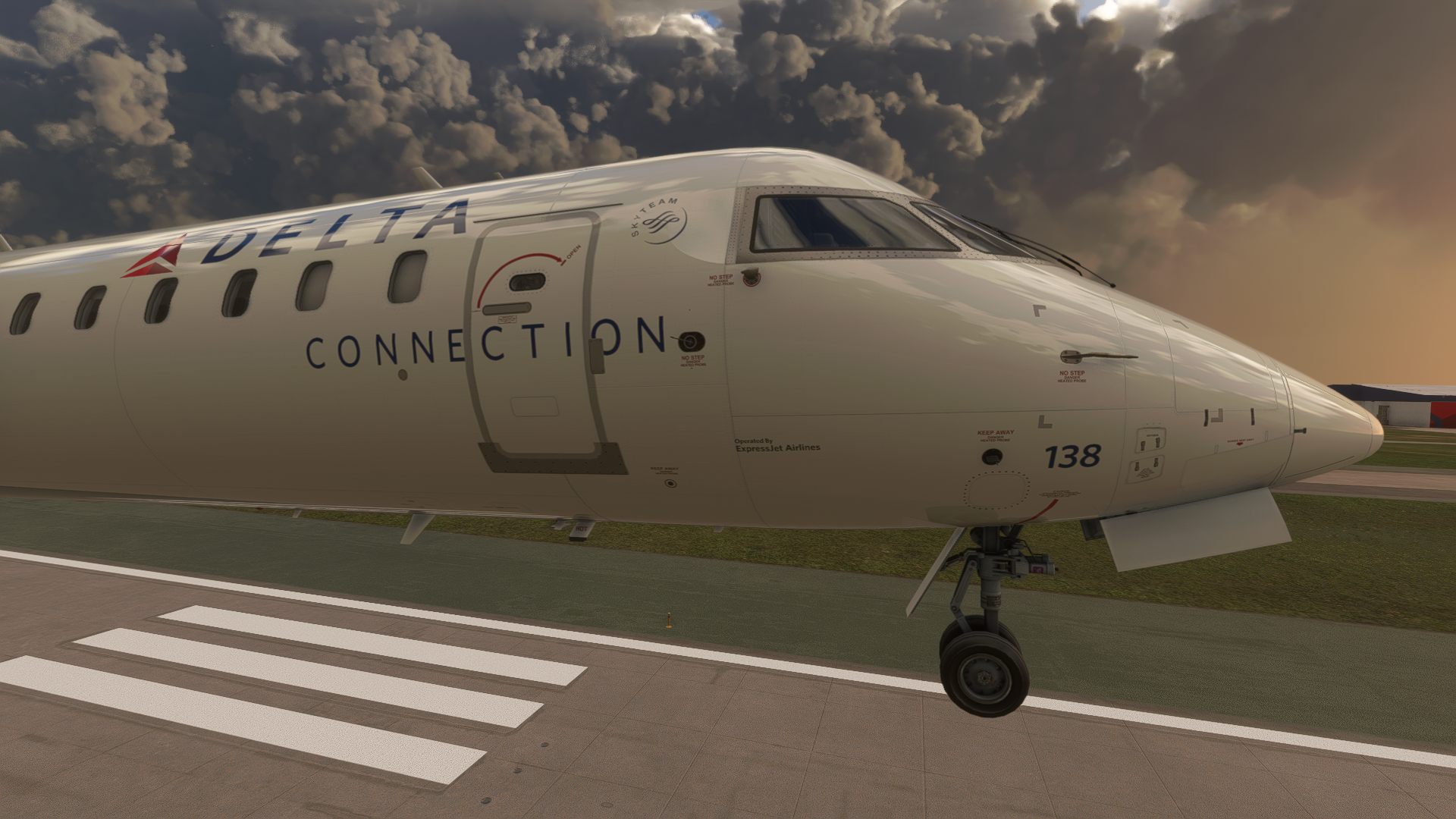 CRJ-900 - Delta Connection/ExpressJet Airlines - N138EV